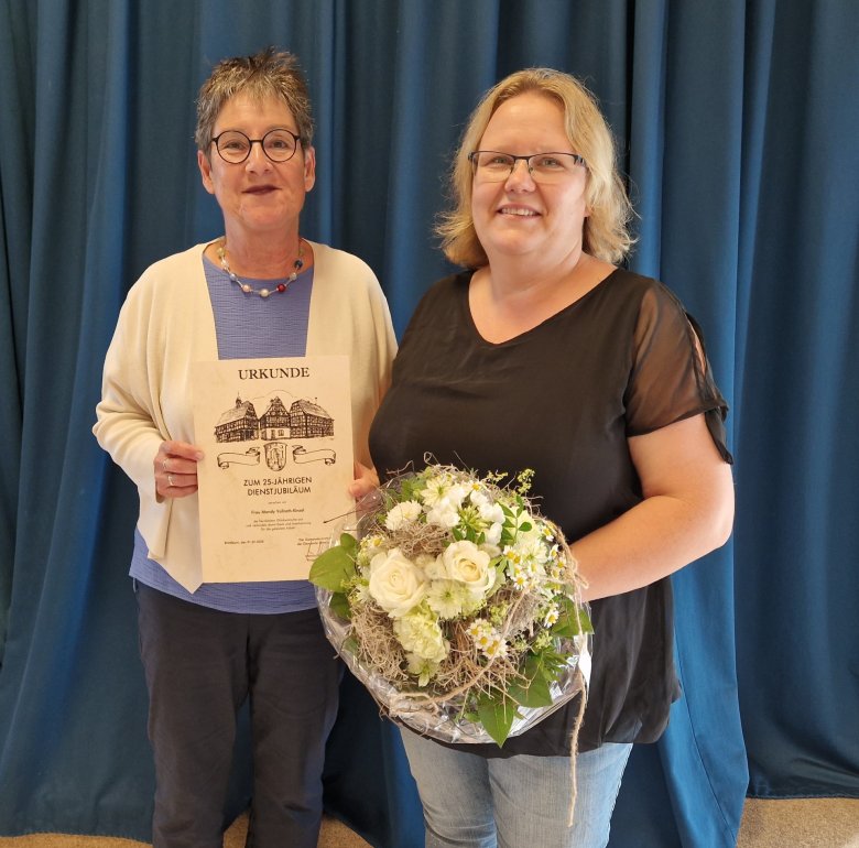 Erste Beigeordnete Ute Kroiß und Mandy Vollrath-Kinzel