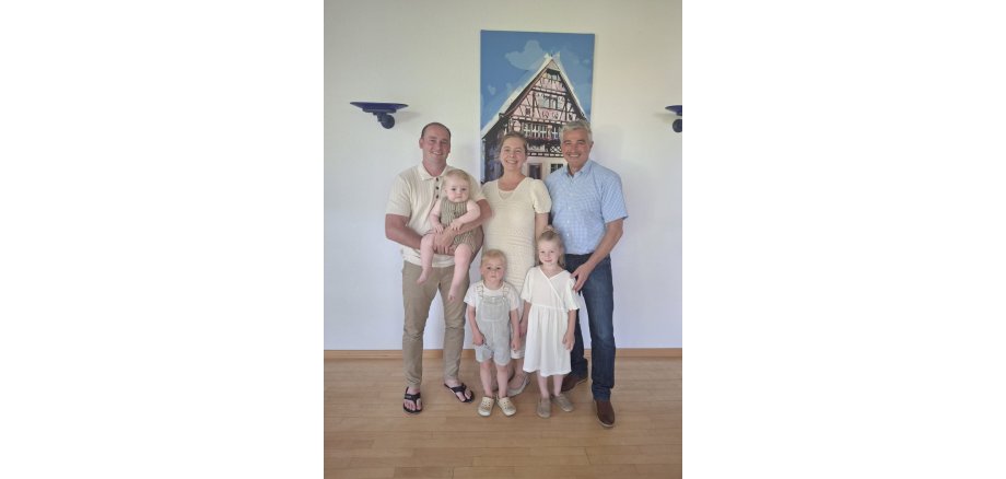 Ehrung 7. Kind Gruppenfoto