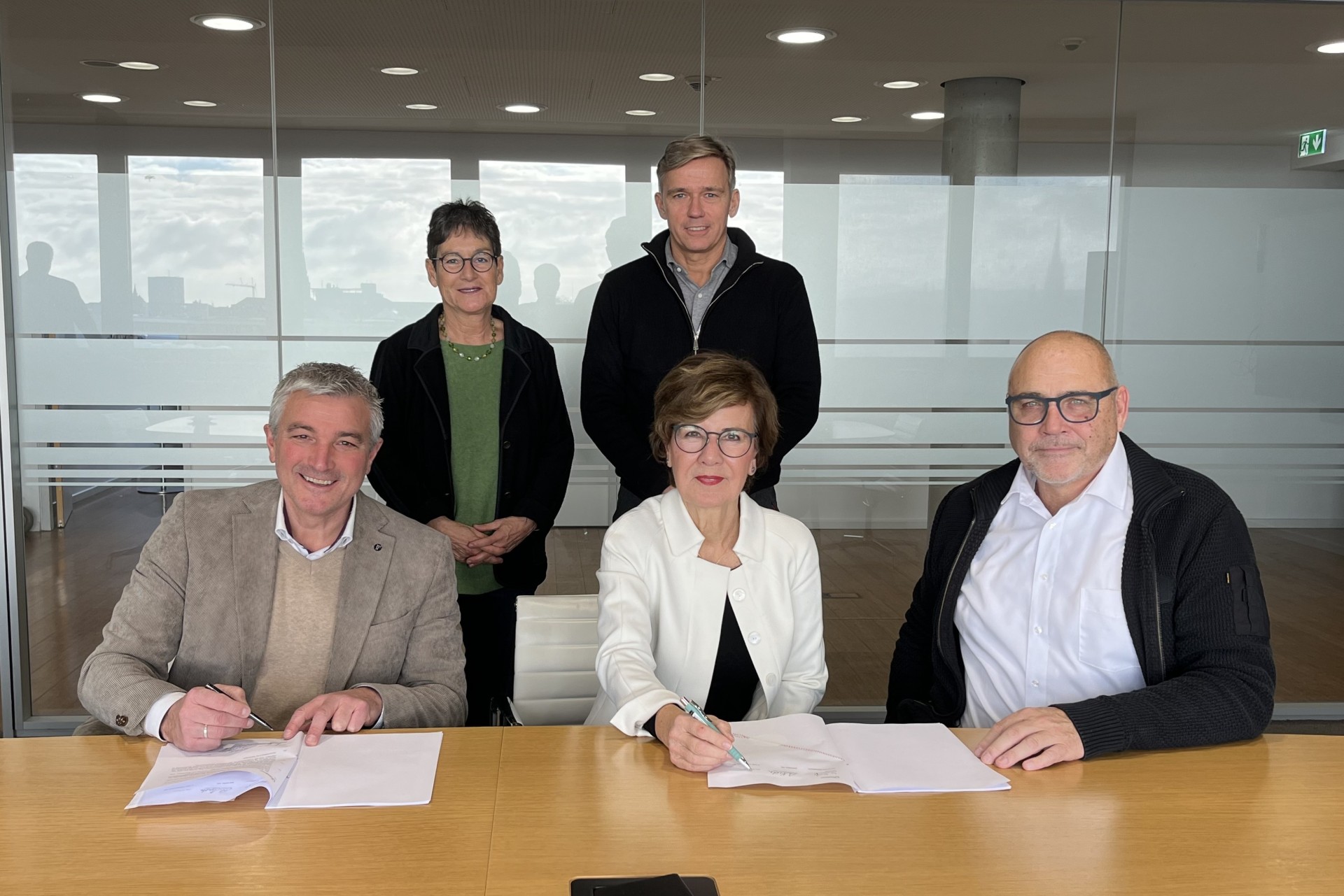 Vertragsunterzeichnung Entega 